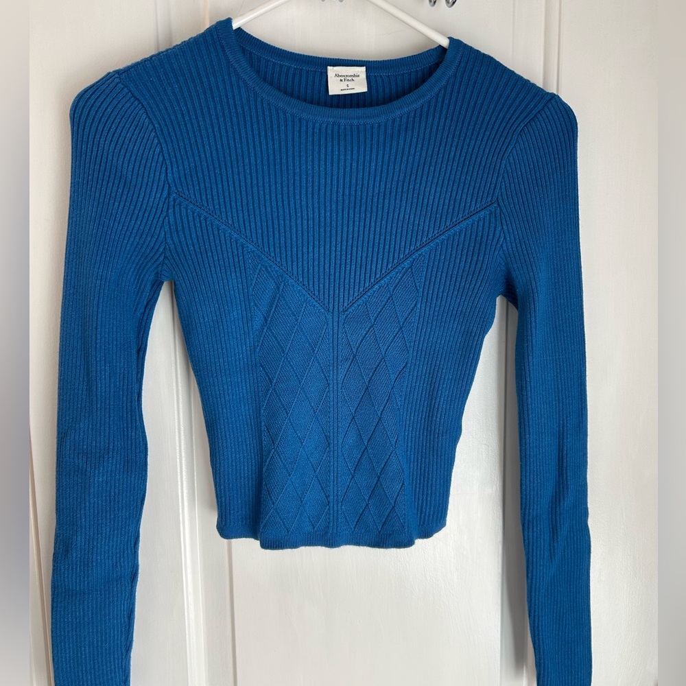 A&F Ribbed 💙 Top - Picture 2 of 5